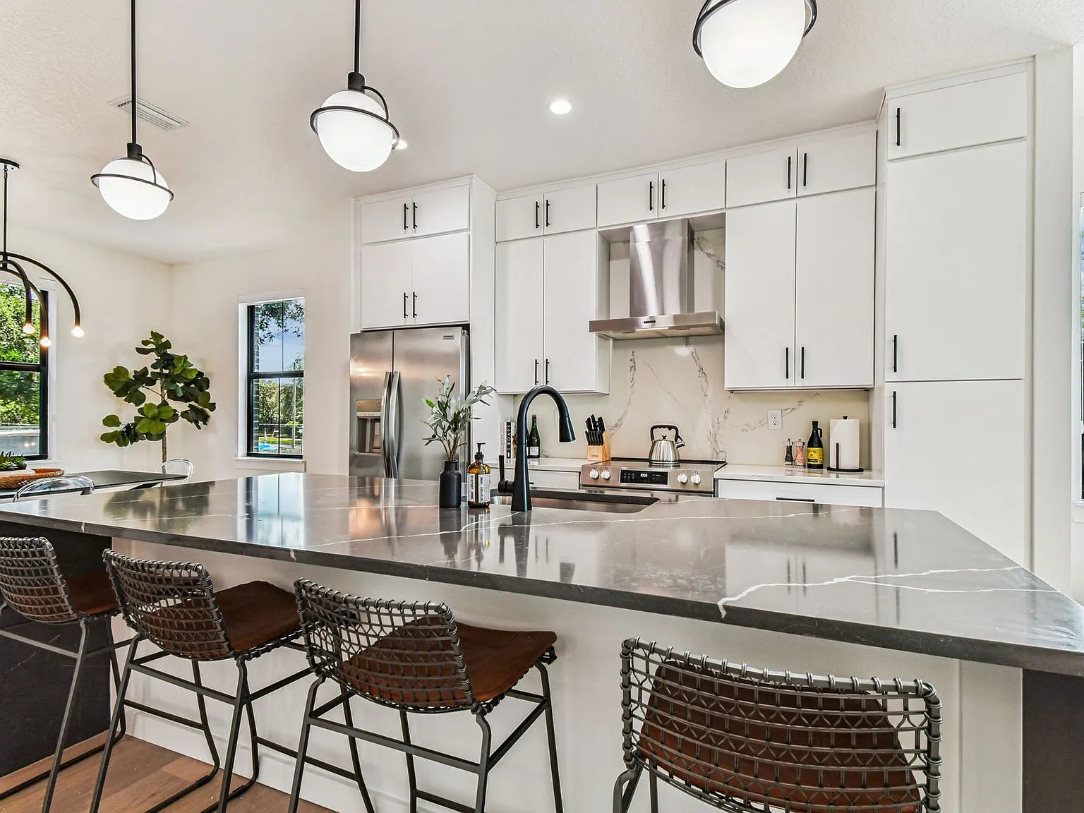New Construction Townhome For Lease downtown Tampa, Ybor City, Gas Worx — Photo 4