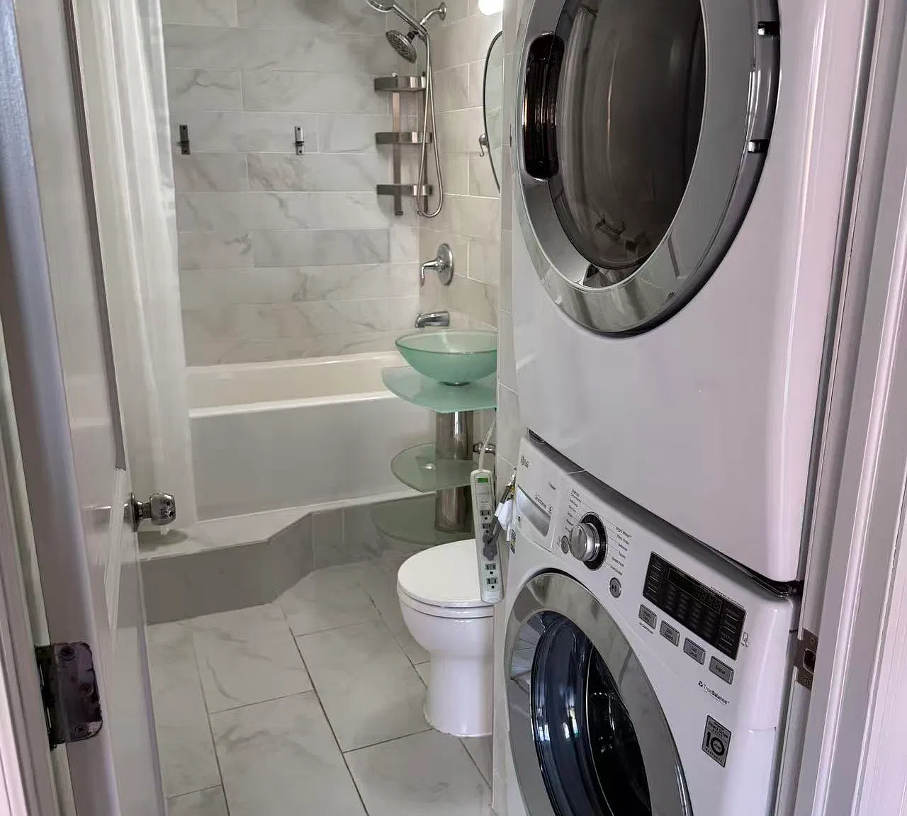 1 bed, 550 sqft, $2,600 — Photo 2
