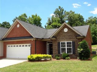 6244 Gough Ct, Clemmons, NC 27012