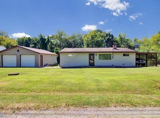 35 Navajo Trl, Malvern, OH 44644