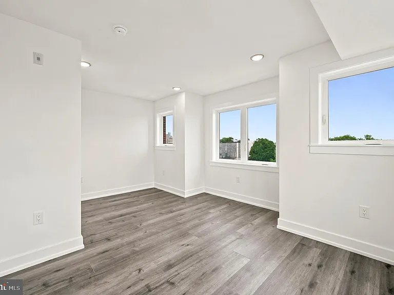 1514 S 22nd St #2 — Photo 29