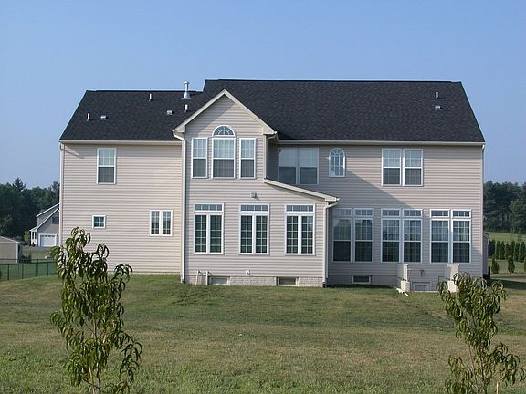 Rear - Walk out Basement