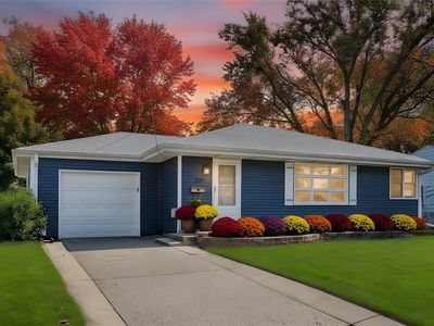 725 20th St, West Des Moines, IA, 50265