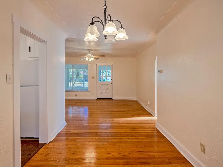 252 Mateo Way NE #A — Photo 10