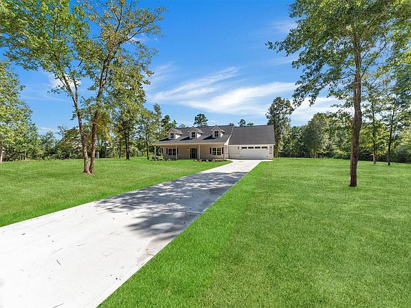 2nd image of 1087 Jones Rd