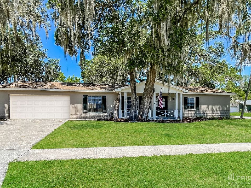 1st image of 1204 Lake Valrico Ln