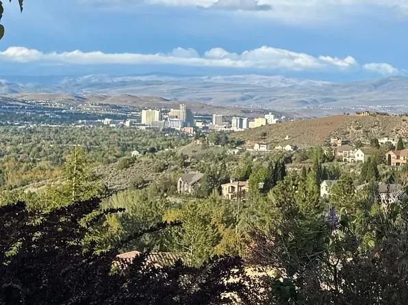 135 Hawken Rd, Reno, NV 89519