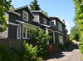 7626 NE 8th St, Medina, WA 98039