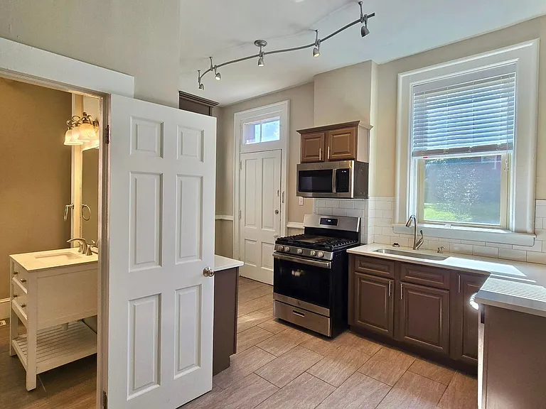 214 Fairfield Ave #1 — Photo 12