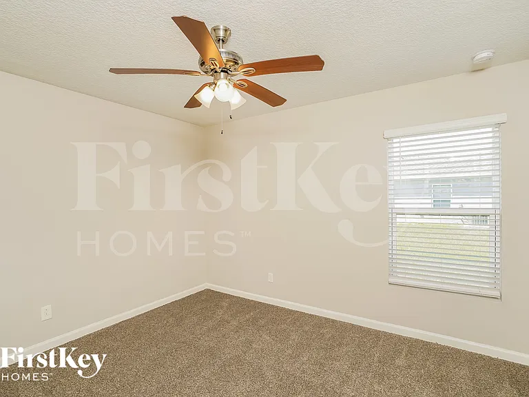 4285 SW Walker St — Photo 12