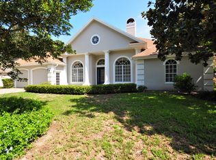 19341 Park Place Blvd, Eustis, FL 32736