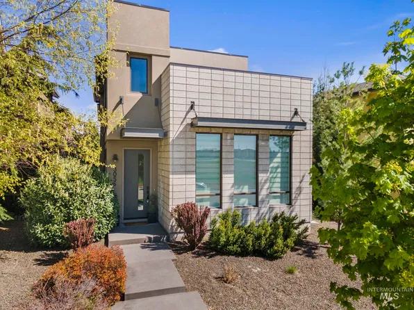 3056 S Barnside Way, Boise, ID 83716