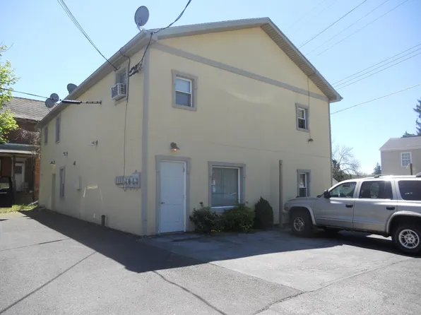 300 Garber St, Hollidaysburg, PA 16648