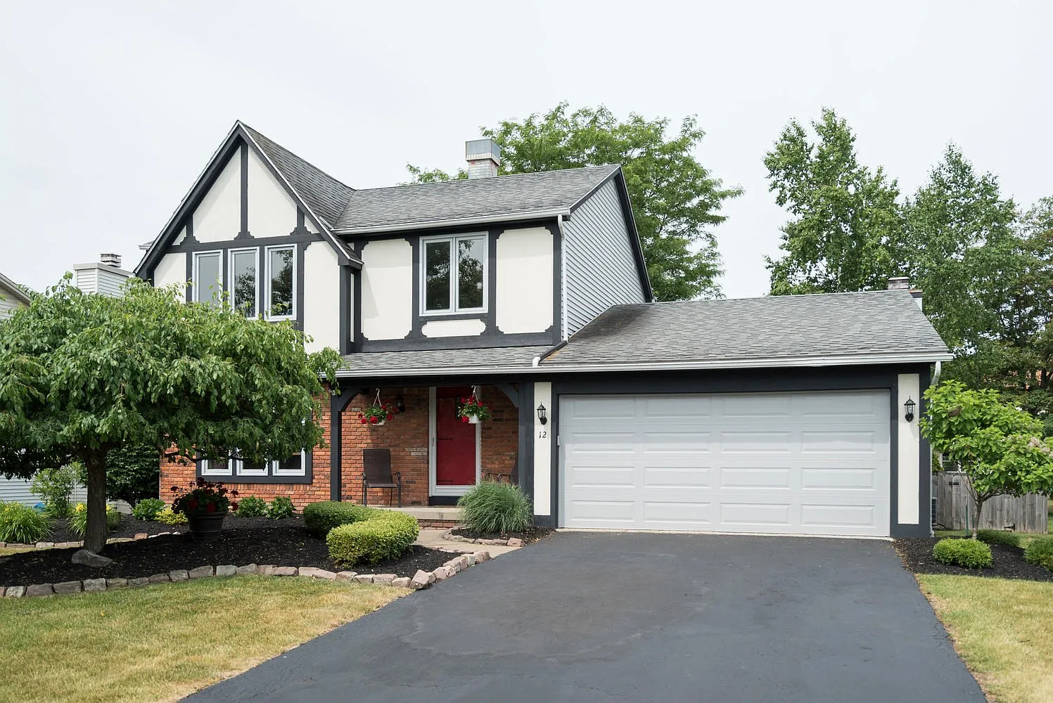 12 Pine View Ln photo 1
