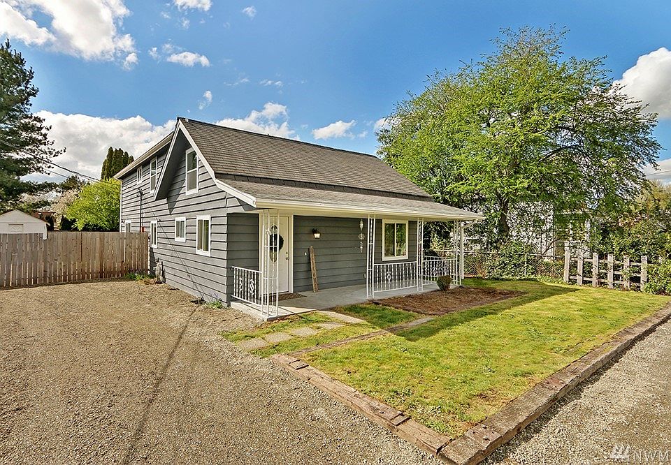 1st image of 630 17th St SE