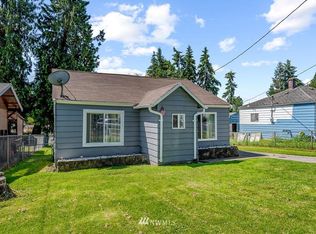 215 Ostrander Ave, Kelso, WA 98626