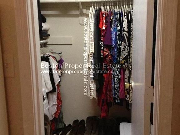 226 Newbury #32 Boston - Back Bay Unit Photo 2