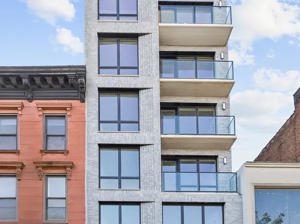 1118 Fulton Street