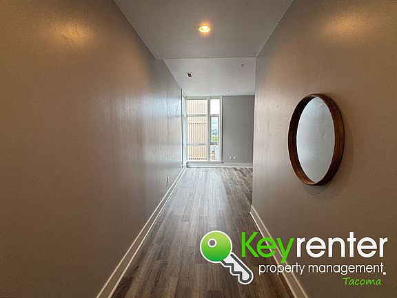3rd image of 708 Market St Unit 712