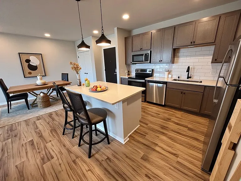 The Outlook Apartments — Photo 66