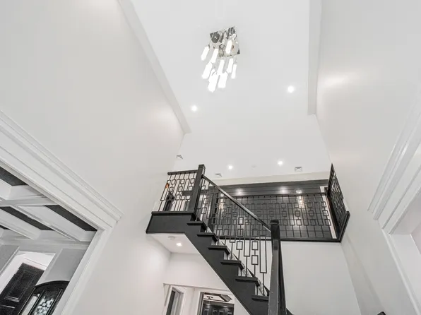 166 Providence Street image 2 of 40