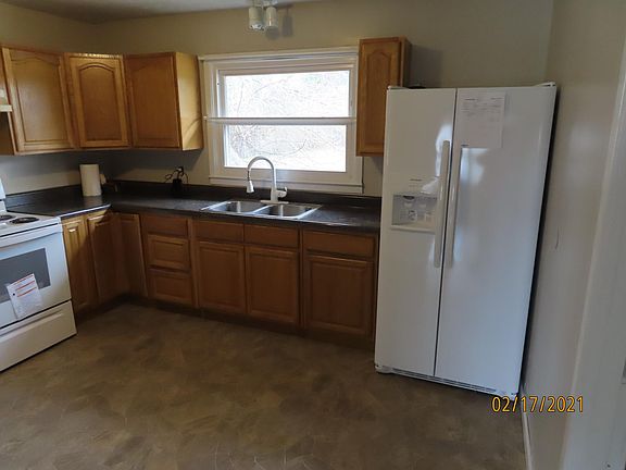 4th image of 1222 Pickett Ave