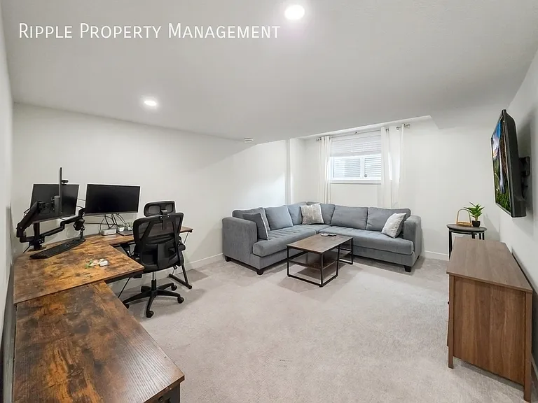 206 Sage Meadows Gdns NW #NA — Photo 32