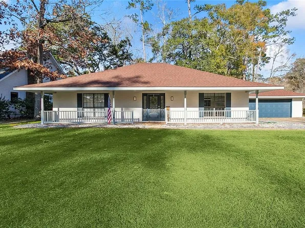 755 Bocage Ln, Mandeville, LA 70471