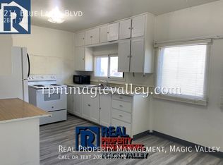 214 Blue Lakes Blvd, Twin Falls, ID 83301