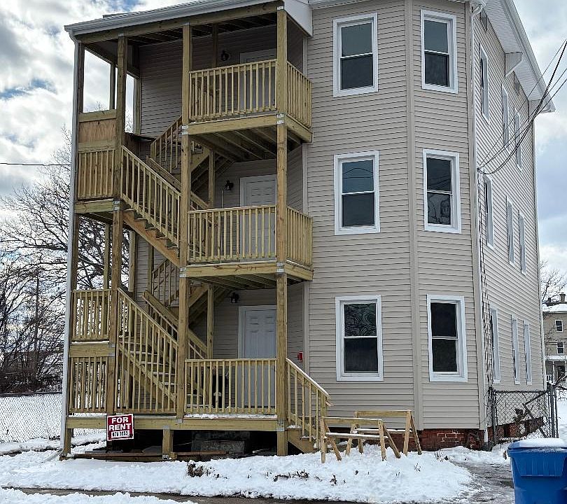 Fully remodeled building in the center of Little Poland