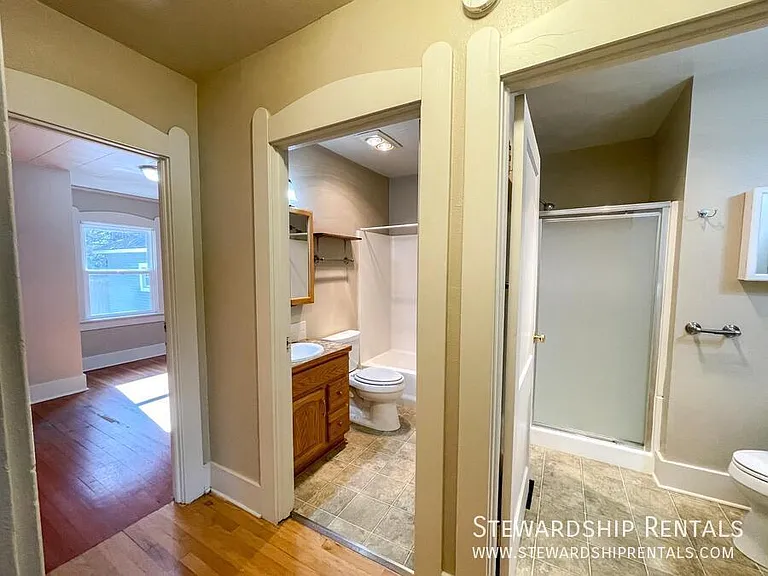 1745 Olive St — Photo 11