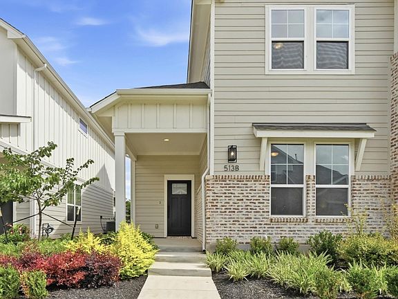 3rd image of 513 Burlington Dr #B
