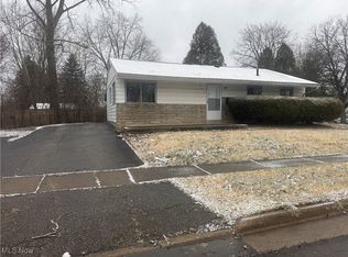 866 Warrington Rd, Akron, OH 44320