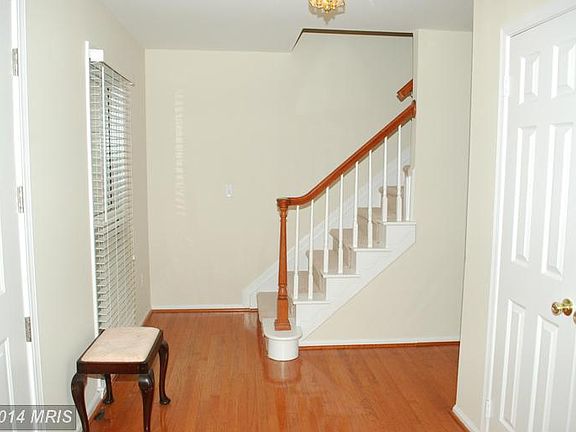 3rd image of 4712 Logwood Ln