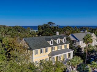 1 Roadrunner Ln, Hilton Head Island, SC 29928
