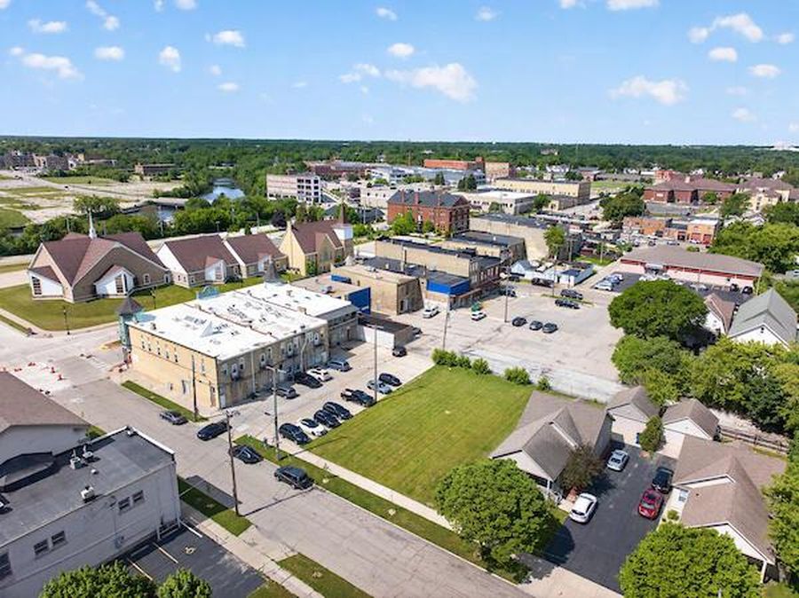 900 State STREET, Racine, WI - View 2