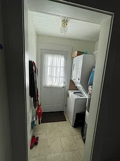 113 Sidney St — Photo 5