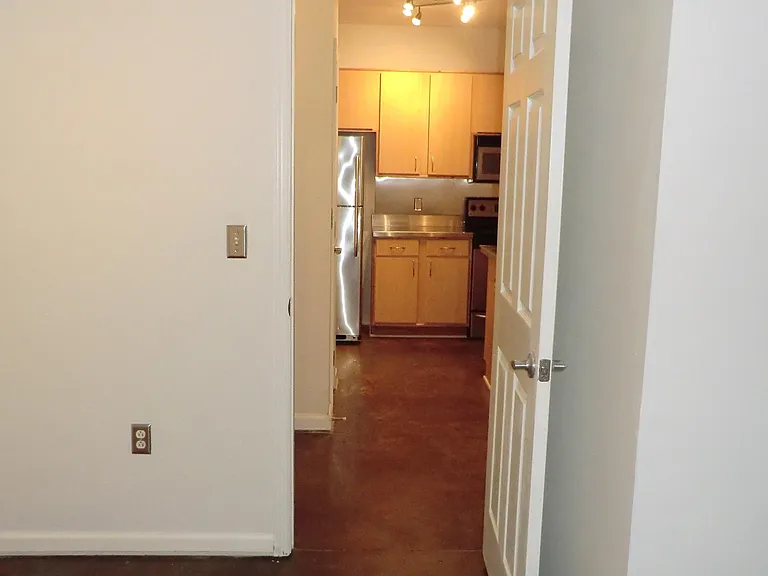 1803 Broadway #407 — Photo 8