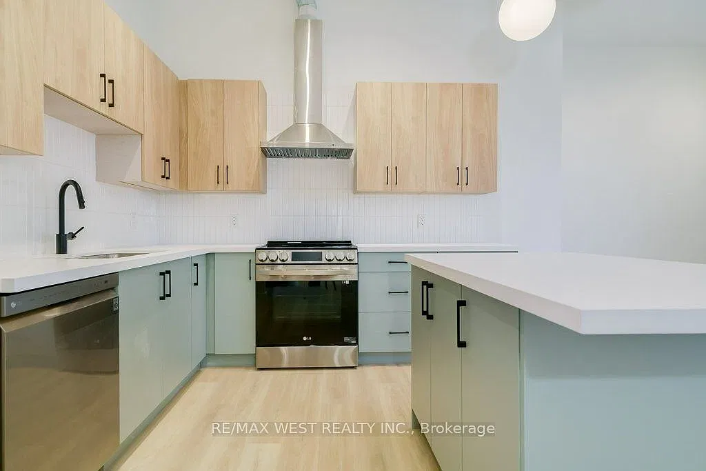 1 bed, $2,300 — Photo 2
