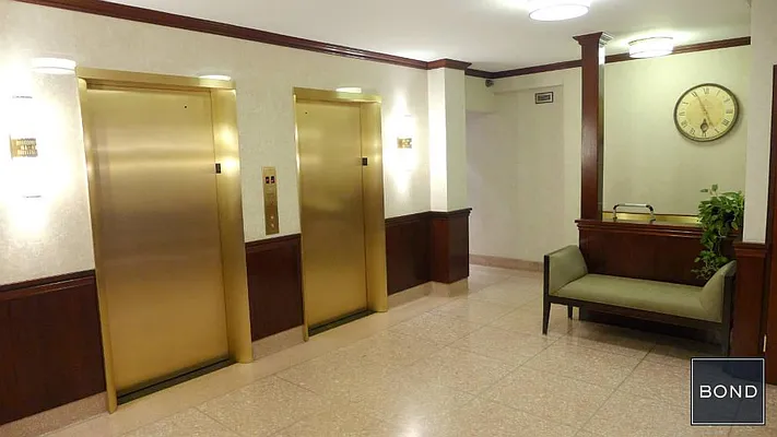 Rented by Bond New York | media 27