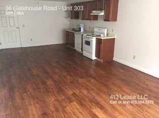 30 Gatehouse Rd APT 303, Amherst, MA 01002
