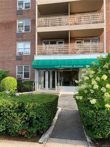 1296 Midland Ave APT C2, Yonkers, NY, 10704