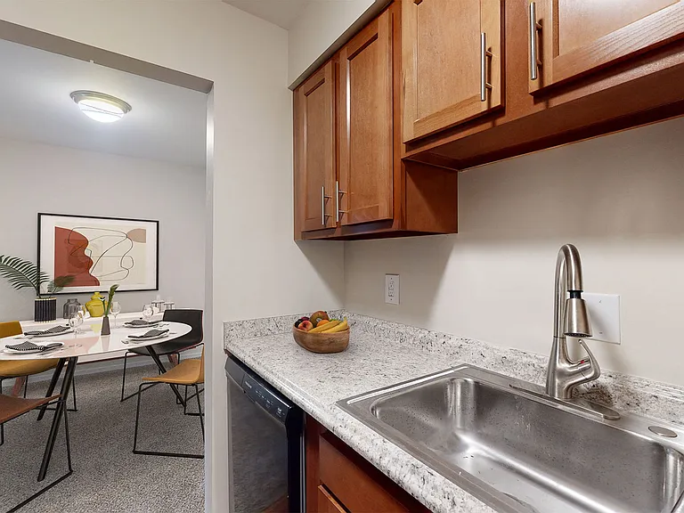 611 Regency Way — Photo 10