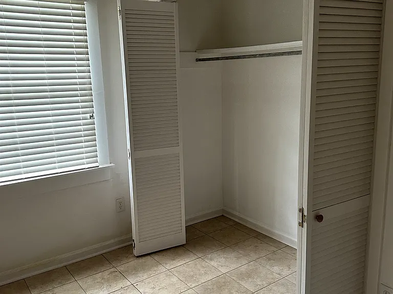 924 N Roman St — Photo 15