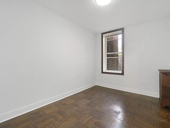 5th image of 4103 Bronxwood Ave #B