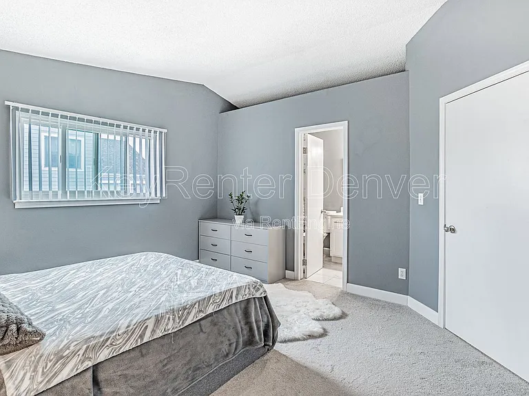 18747 E Carmel Cir — Photo 9