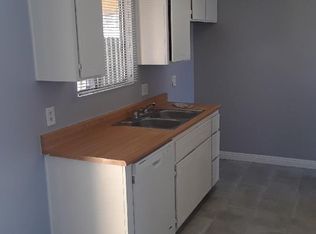 12850 Red Wing Rd APT 2, Apple Valley, CA 92308