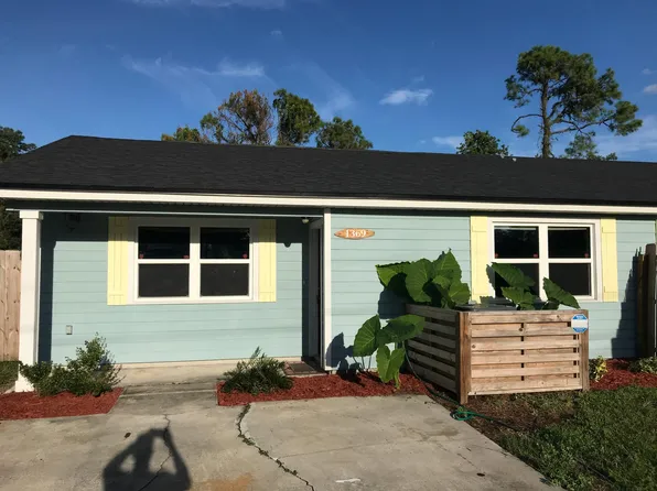 1369 Rose St, Atlantic Beach, FL 32233