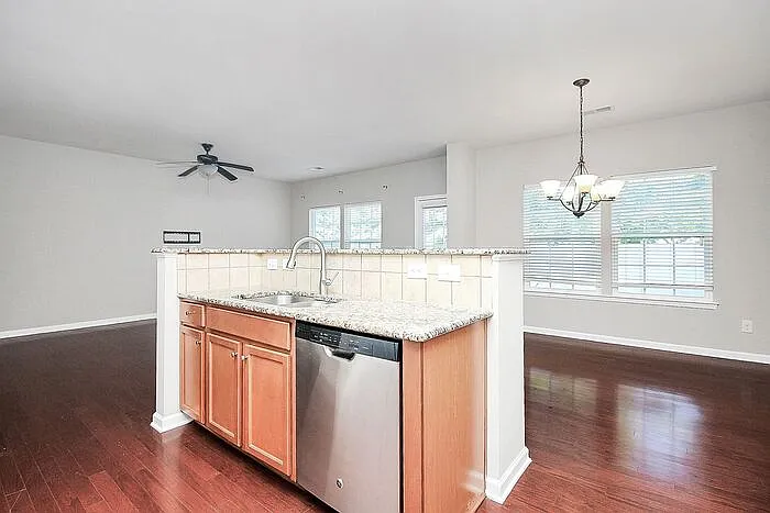 12038 Elizabeth Madison Ct — Photo 12