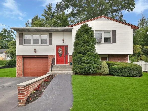 2 Poe Road, Thornwood, NY 10594